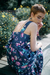Çiçek Desenli Askı Detaylı Büstiyer Midi Jean Elbise