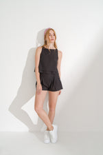 Anthracite Linen Pleated detailed shorts